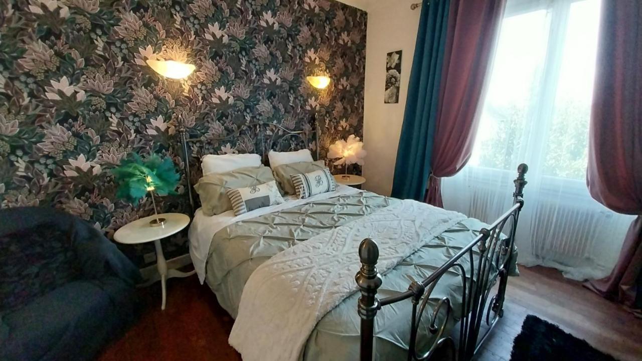 Le 7 Pompadour Hotel Arnac-Pompadour Kültér fotó
